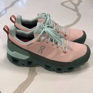 On Cloud Cloudwander Waterproof Size 8.5
